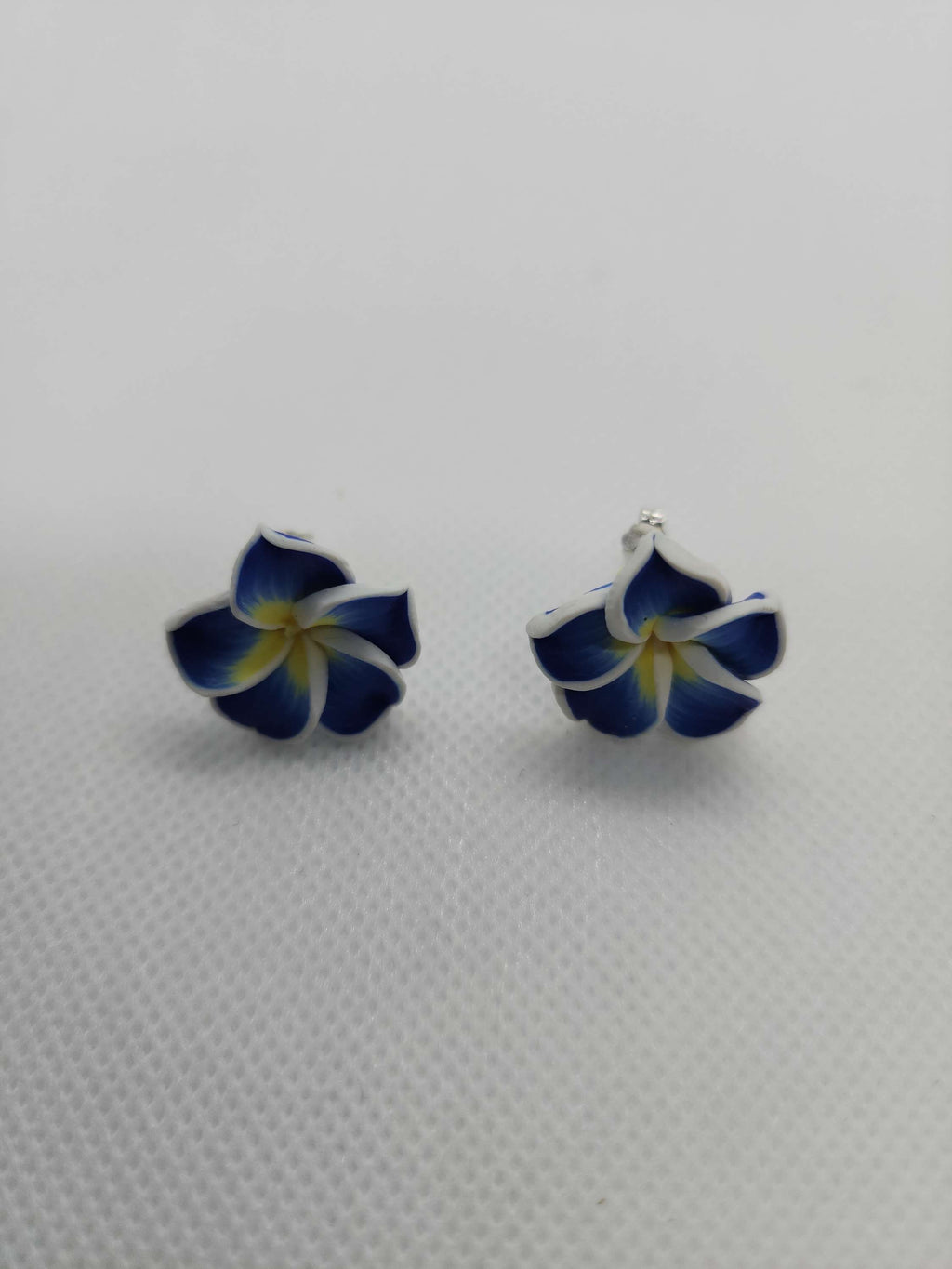 Flower shaped  errings  home one of the kind  image 0