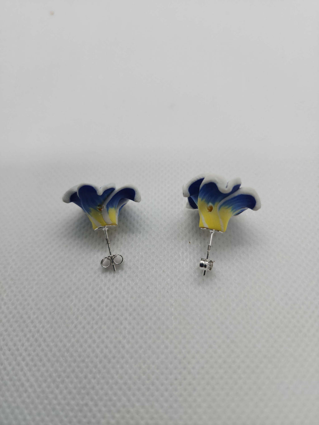 Flower shaped  errings  home one of the kind  image 1